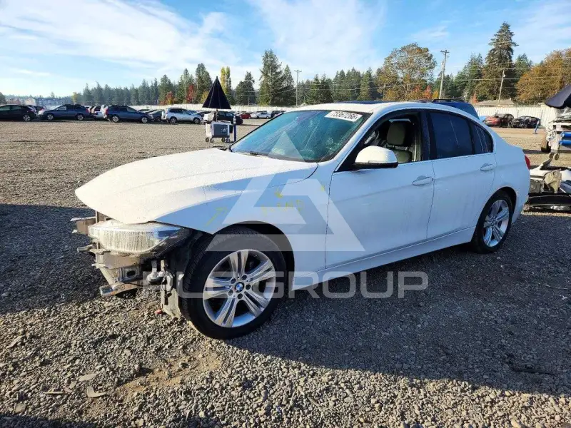 2017 BMW 330 фото
