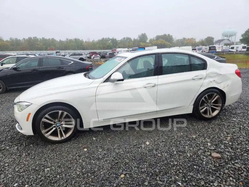 2017 BMW 330 photo