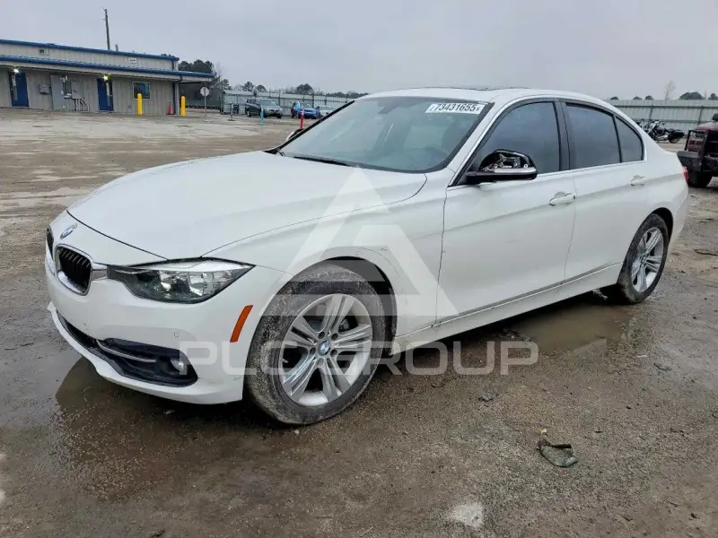 2017 BMW 330 photo