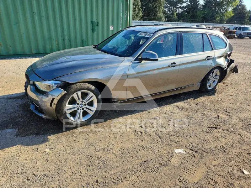 2017 BMW 330 фото