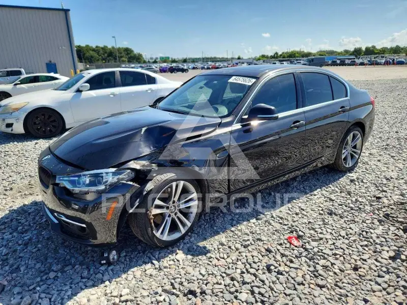 2017 BMW 330 photo