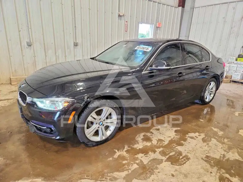 2017 BMW 330 фото