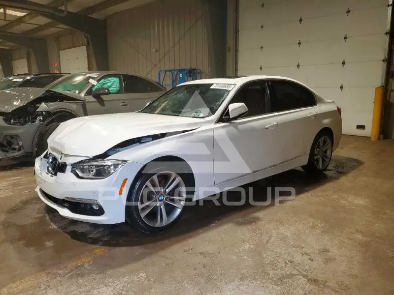 2017 BMW 330 фото