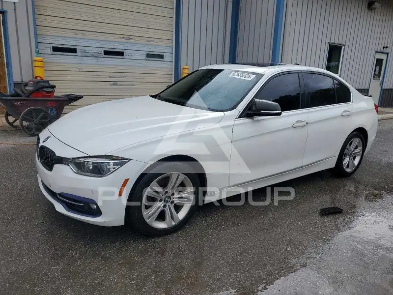 2017 BMW 330 фото