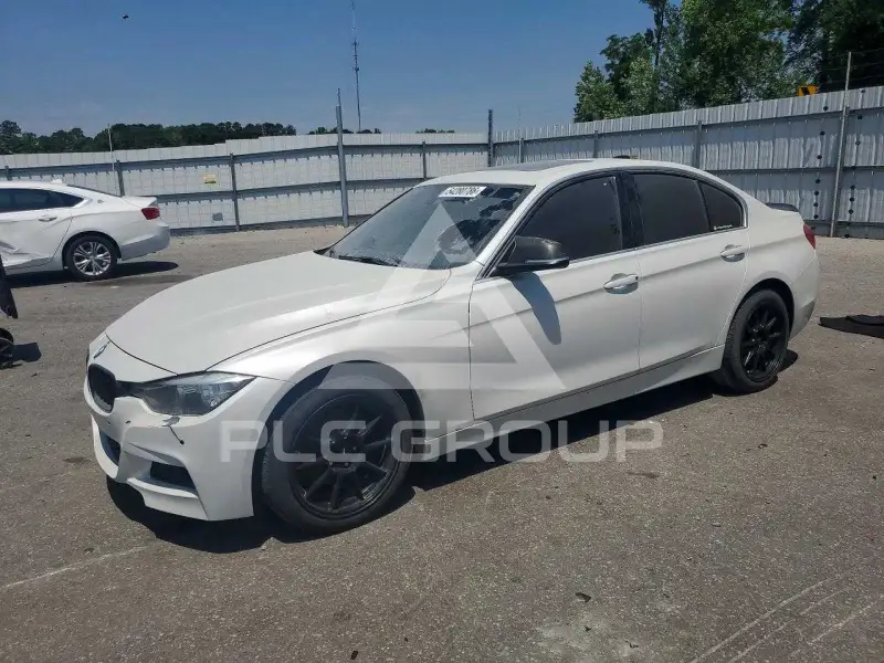 2017 BMW 330 фото