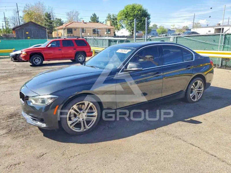 2017 BMW 330 фото