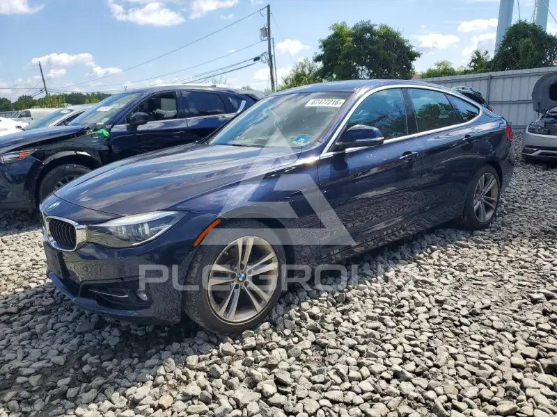 2017 BMW 330 фото