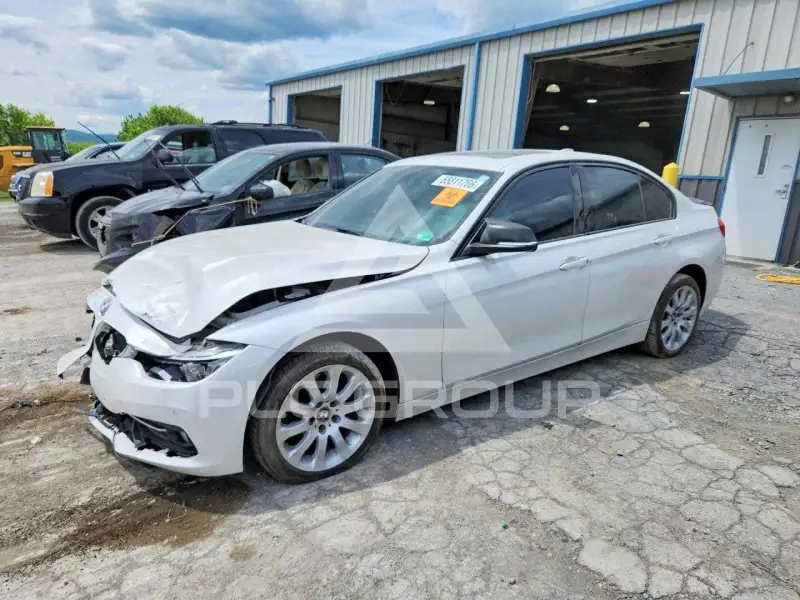 2017 BMW 330 фото
