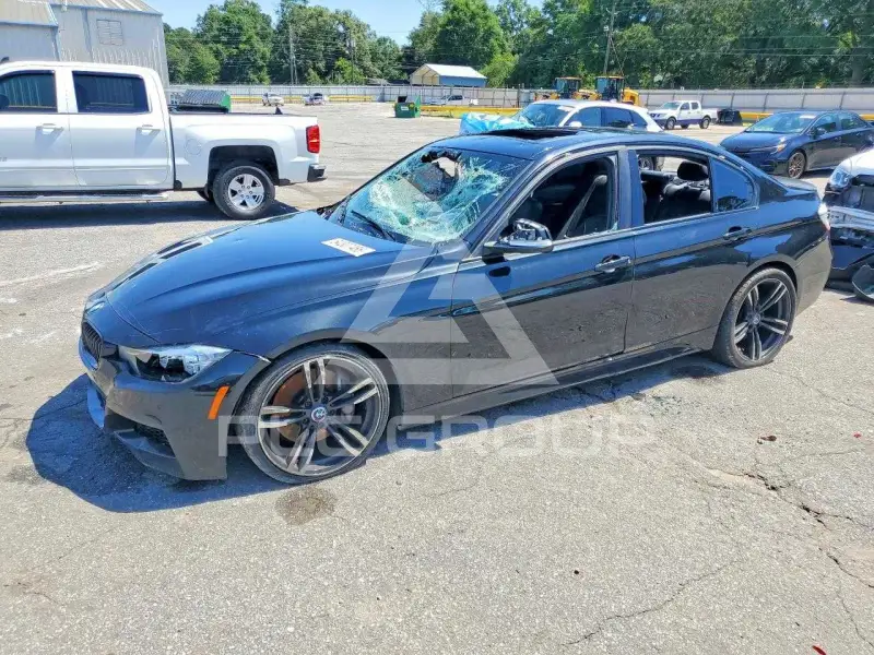 2017 BMW 330 photo