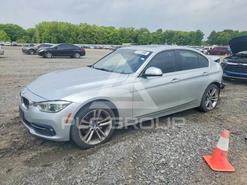 2017 BMW 330 фото