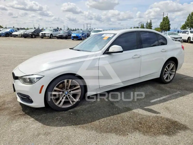 2017 BMW 330 photo