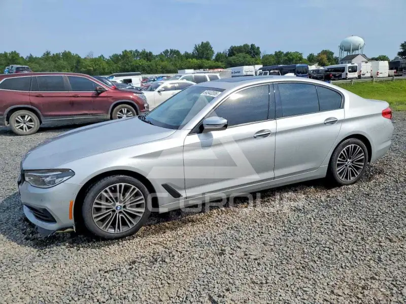2017 BMW 540 фото