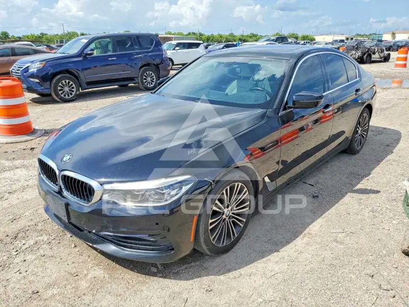 2017 BMW 540 фото