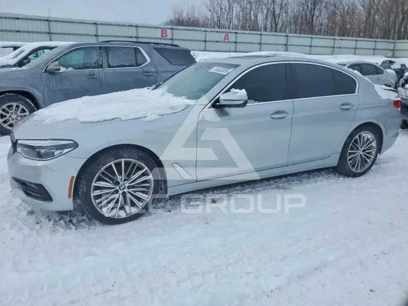 2017 BMW 540 фото