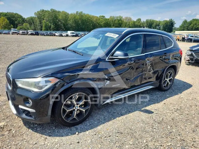 2017 BMW X1 photo