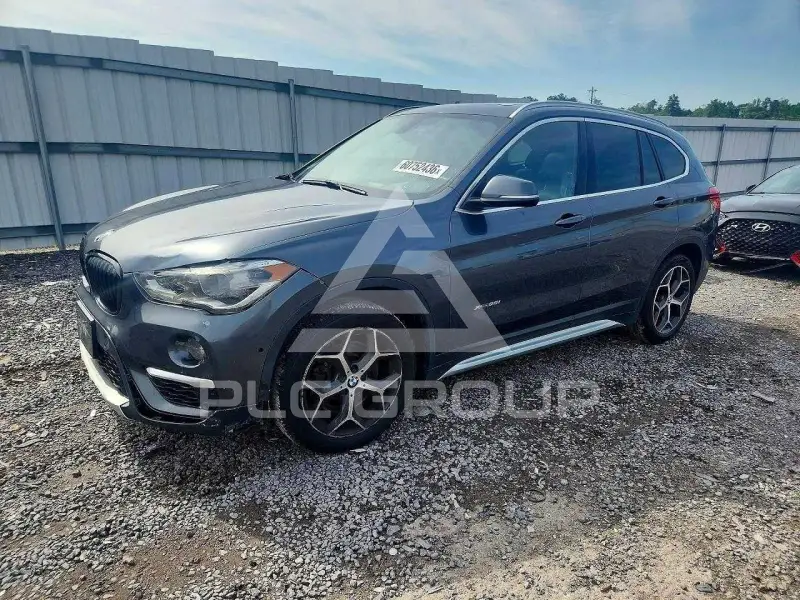 2017 BMW X1 photo