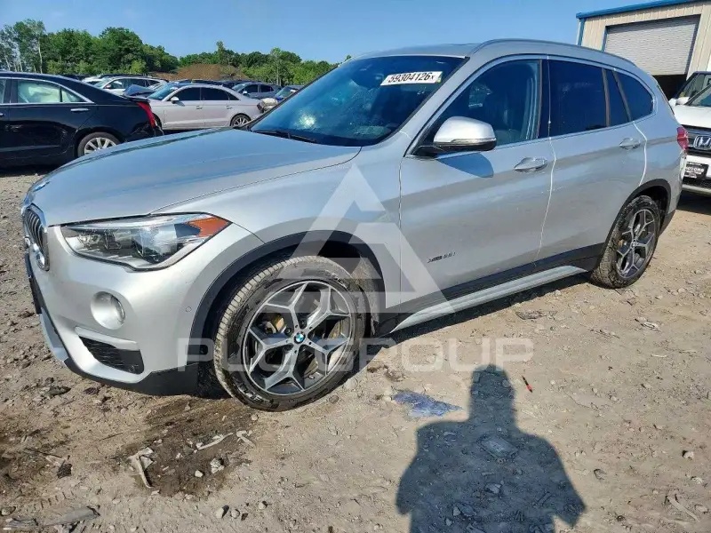 2017 BMW X1 фото