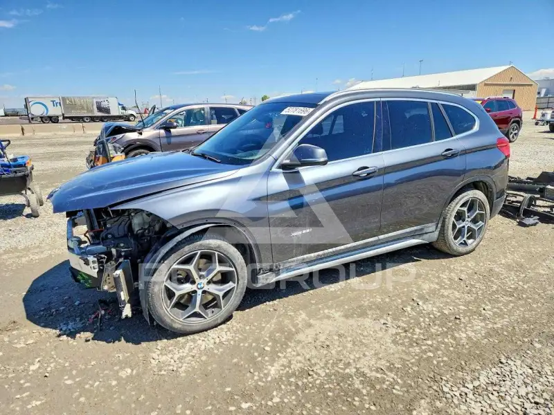 2017 BMW X1 photo