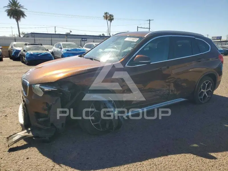 2017 BMW X1 фото