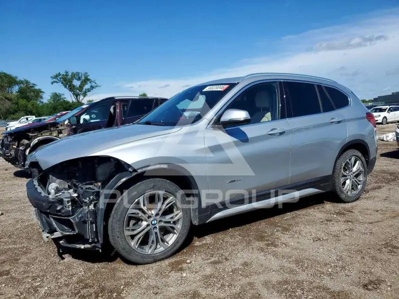 2017 BMW X1 photo