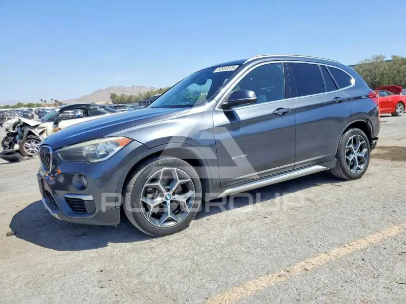 2017 BMW X1 фото