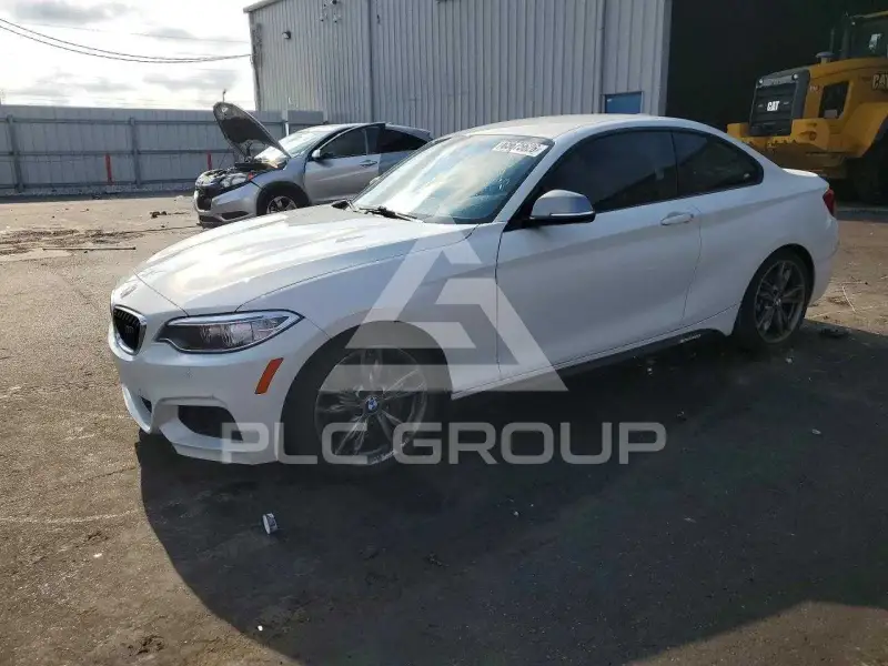 2017 BMW M240 photo