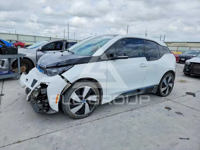 2017 BMW I3 photo