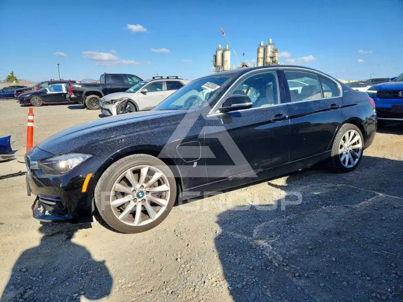 2017 BMW 330 фото
