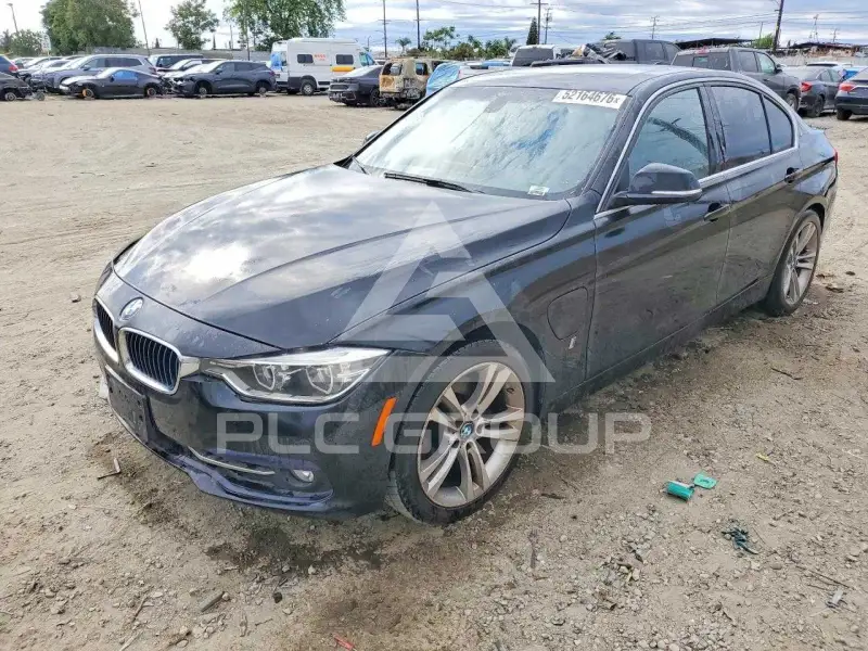 2017 BMW 330 фото