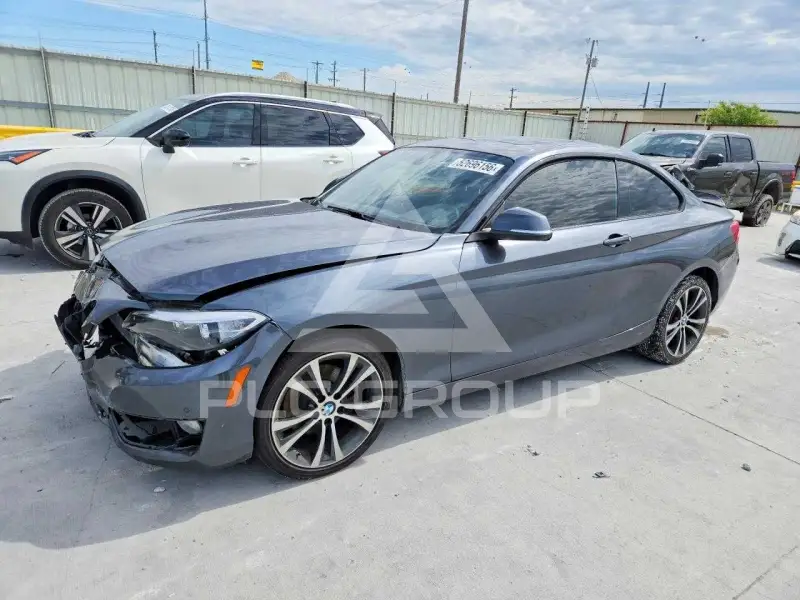 2017 BMW 230 фото