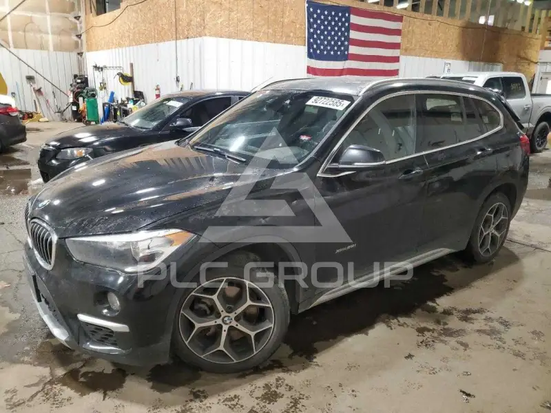 2017 BMW X1 photo