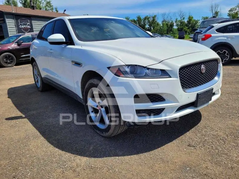2017 Jaguar F-PACE фото