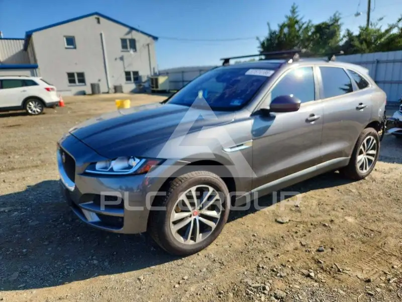 2017 Jaguar F-PACE фото