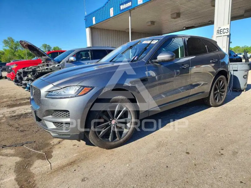 2017 Jaguar F-PACE фото