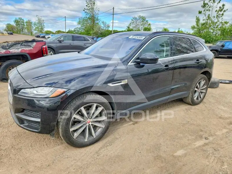 2017 Jaguar F-PACE photo