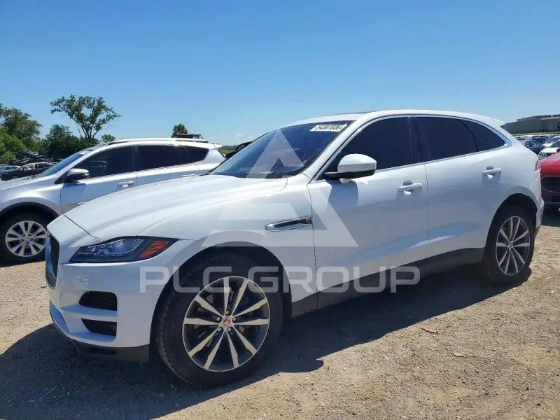 2017 Jaguar F-PACE photo