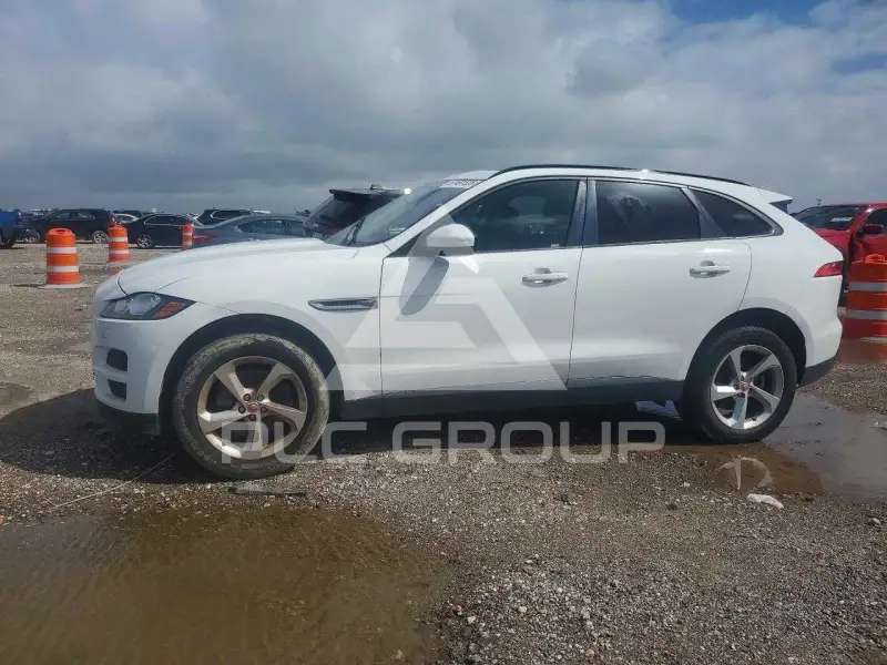 2017 Jaguar F-PACE фото