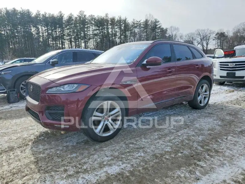 2017 Jaguar F-PACE photo