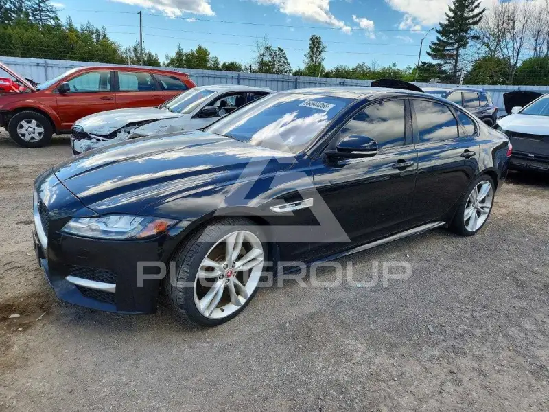 2017 Jaguar XF photo