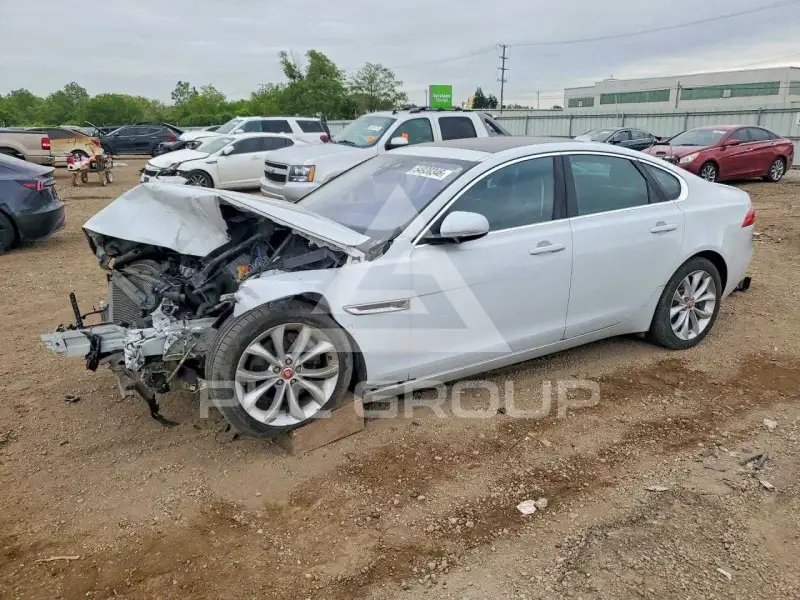 2017 Jaguar XF фото