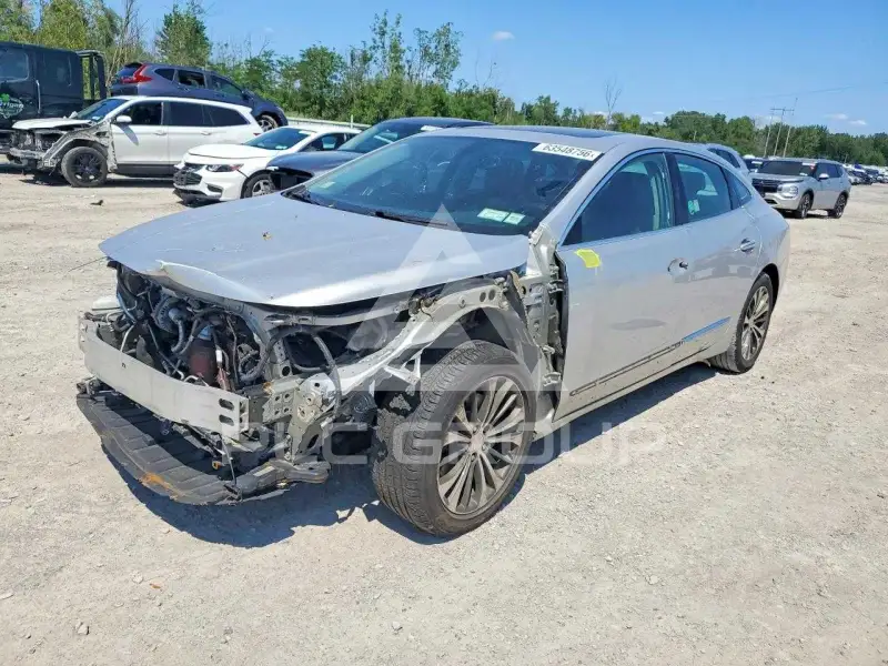 2017 Buick LACROSSE photo