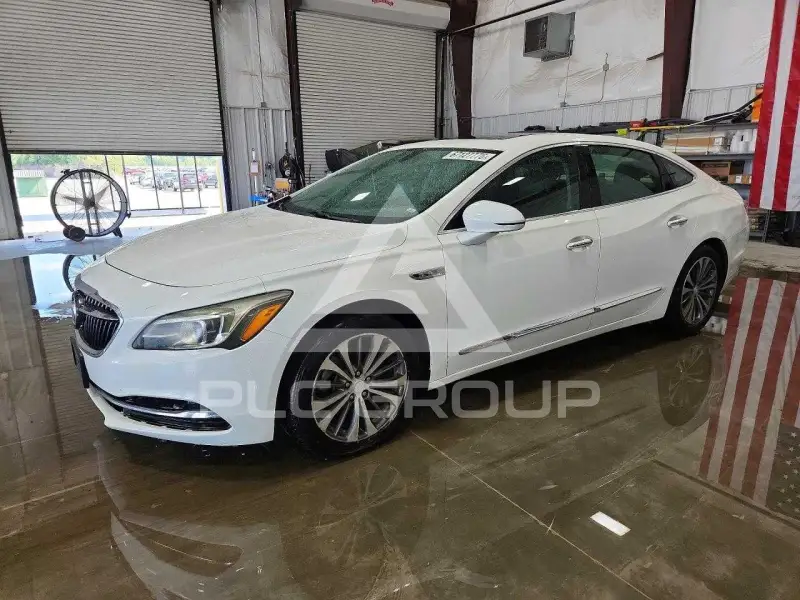 2017 Buick LACROSSE фото