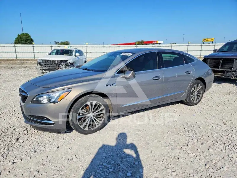 2017 Buick LACROSSE photo