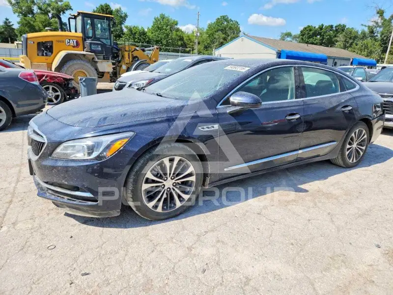 2017 Buick LACROSSE фото