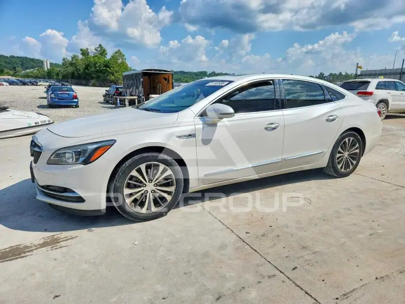 2017 Buick LACROSSE фото