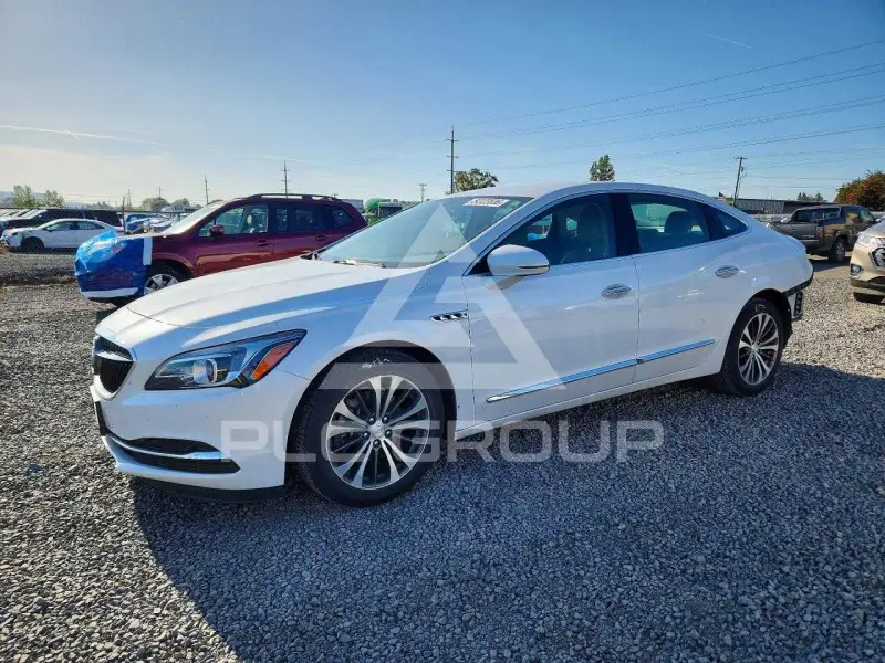 2017 Buick LACROSSE фото