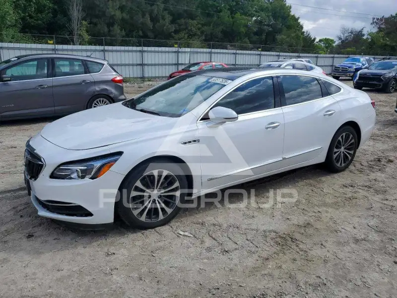 2017 Buick LACROSSE фото