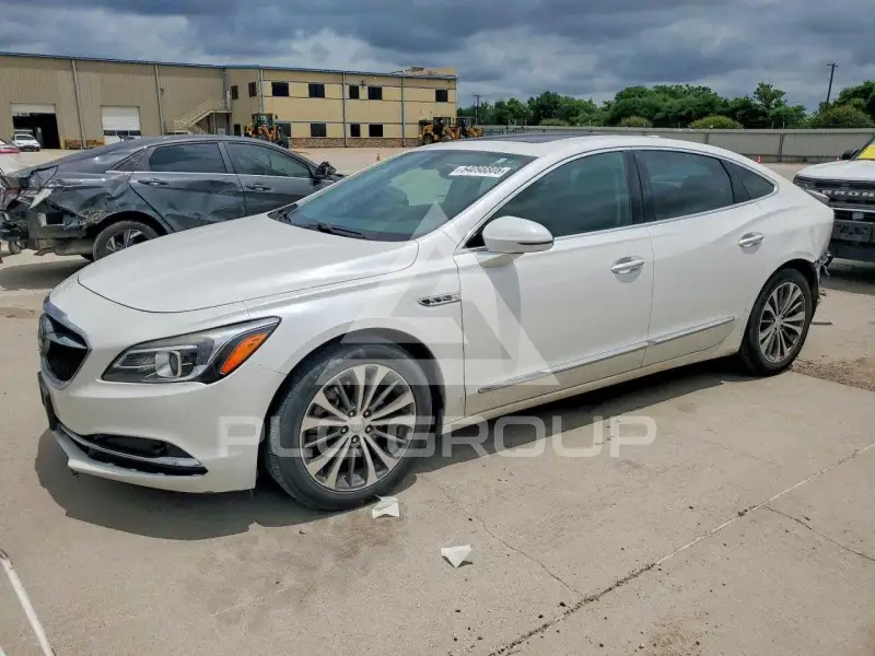 2017 Buick LACROSSE фото