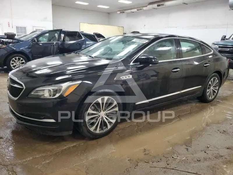 2017 Buick LACROSSE photo
