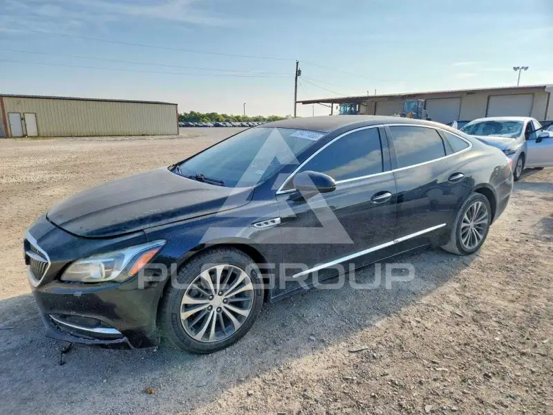 2017 Buick LACROSSE photo